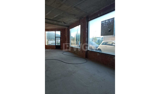 Odsprzedaż - Reklama w telewizji - Jalón - Inland