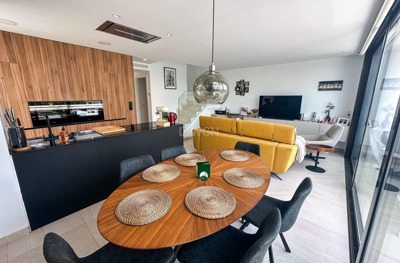 Odsprzedaż - Villa - Los Alcázares - Dolores de Pacheco-Santa Rosalía