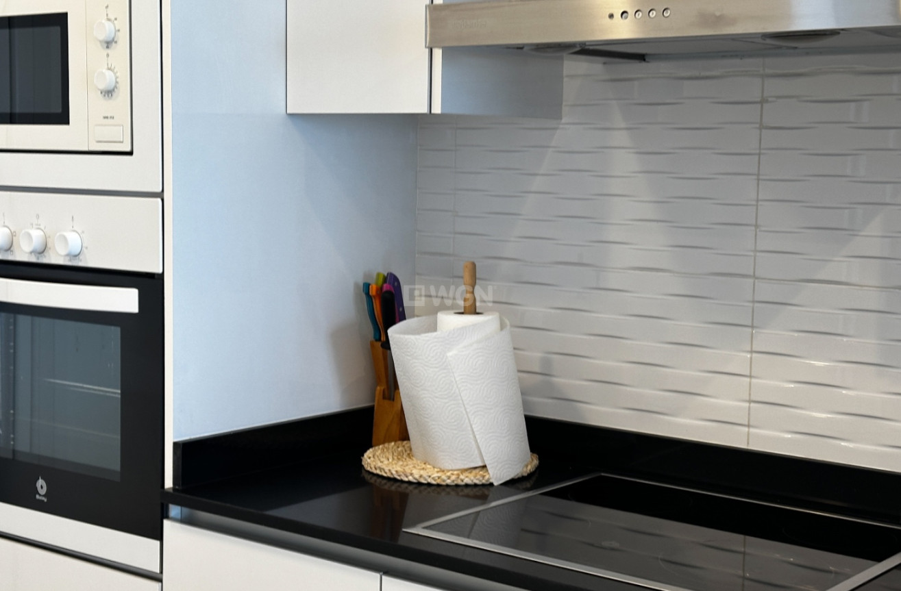 Odsprzedaż - Mieszkanie w bloku - Torrevieja - Costa Blanca