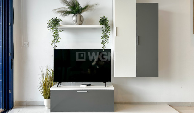 Odsprzedaż - Mieszkanie w bloku - Torrevieja - Costa Blanca