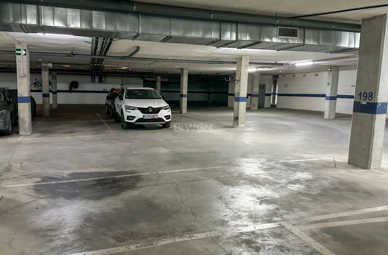 Odsprzedaż - Mieszkanie w bloku - Torrevieja - Costa Blanca