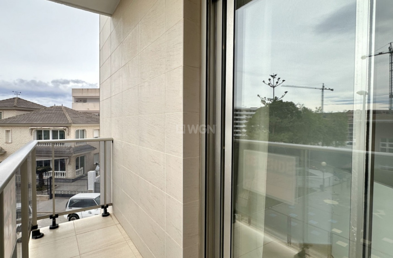 Odsprzedaż - Mieszkanie w bloku - San Miguel de Salinas - Inland