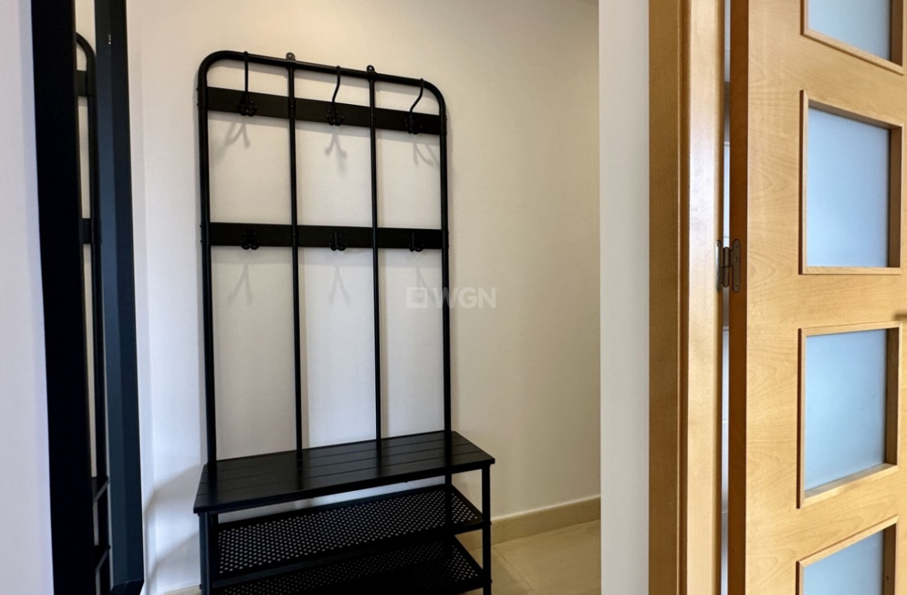 Odsprzedaż - Mieszkanie w bloku - San Miguel de Salinas - Inland