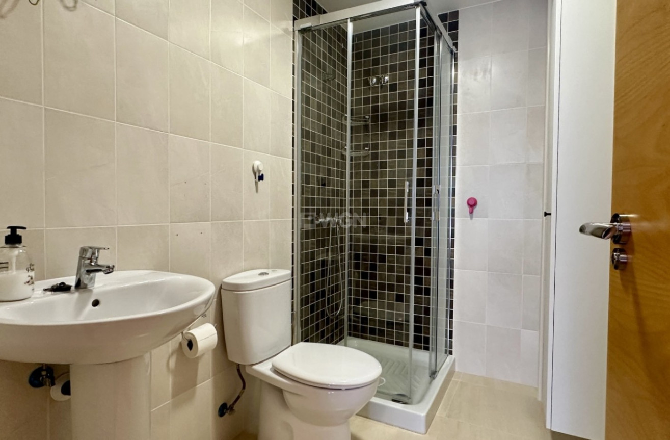 Odsprzedaż - Mieszkanie w bloku - San Miguel de Salinas - Inland