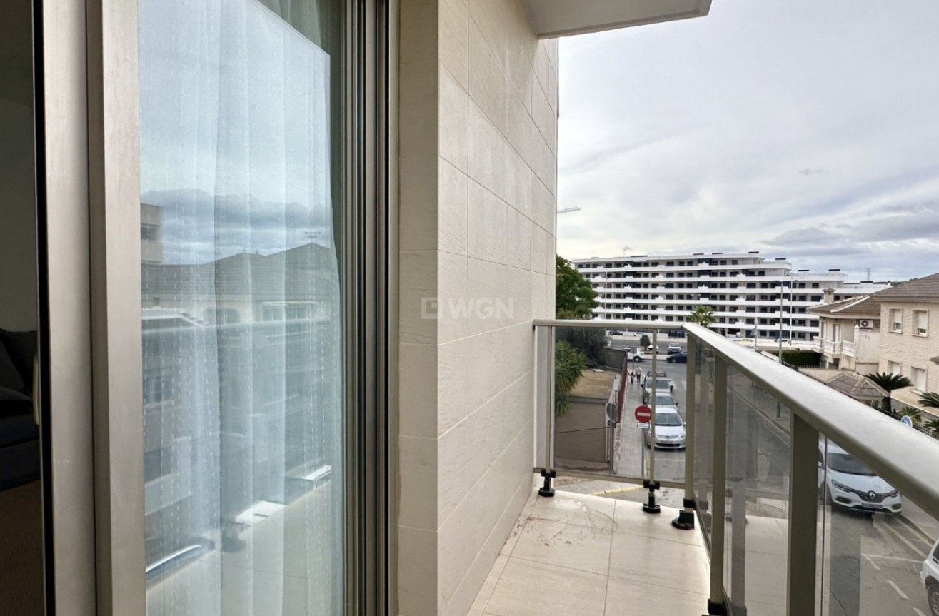 Odsprzedaż - Mieszkanie w bloku - San Miguel de Salinas - Inland