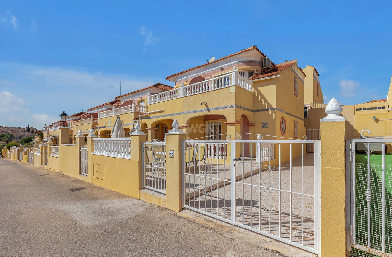 Odsprzedaż - Semi Detached Penthouse - Orihuela Costa - Costa Blanca