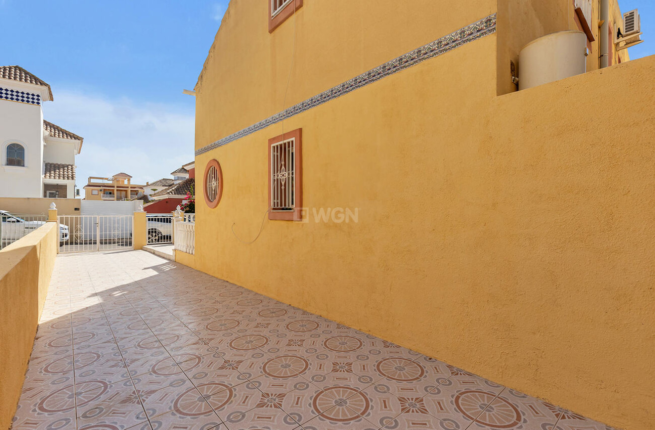 Odsprzedaż - Semi Detached Penthouse - Orihuela Costa - Costa Blanca