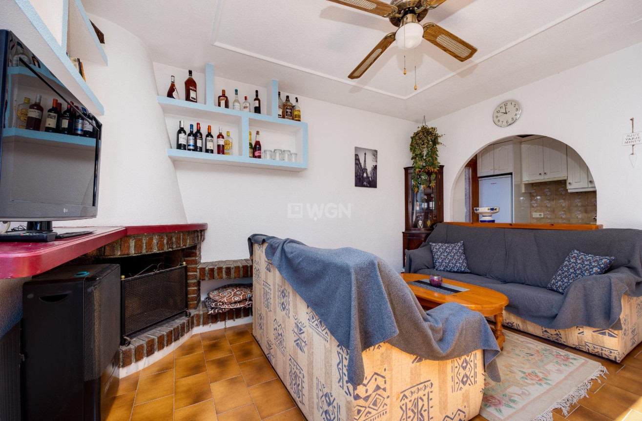 Odsprzedaż - Bungalow - Torrevieja - La Mata