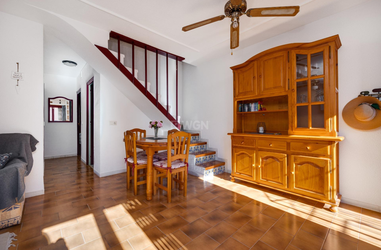 Odsprzedaż - Bungalow - Torrevieja - La Mata