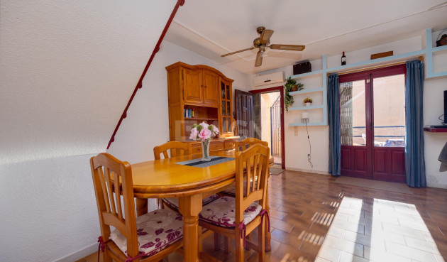 Odsprzedaż - Bungalow - Torrevieja - La Mata
