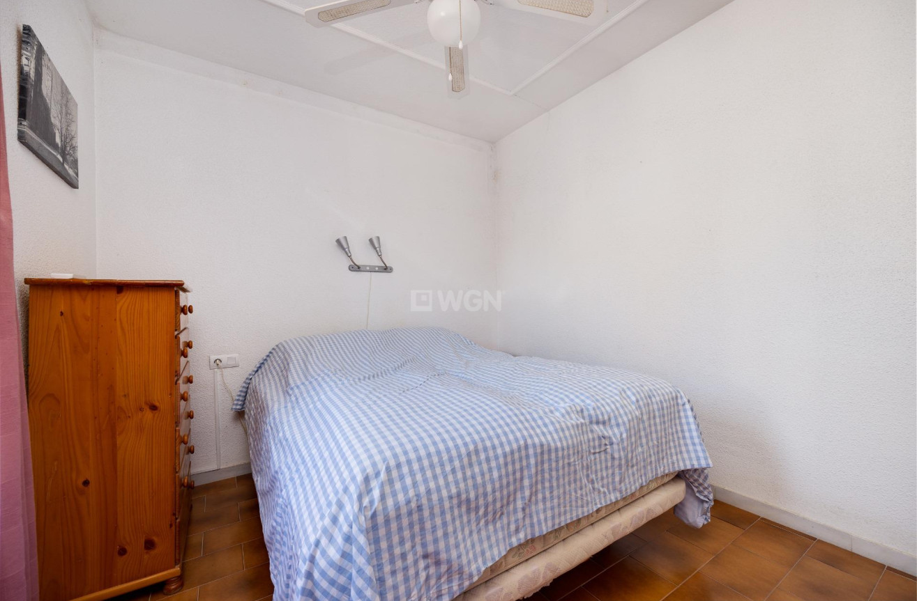 Odsprzedaż - Bungalow - Torrevieja - La Mata