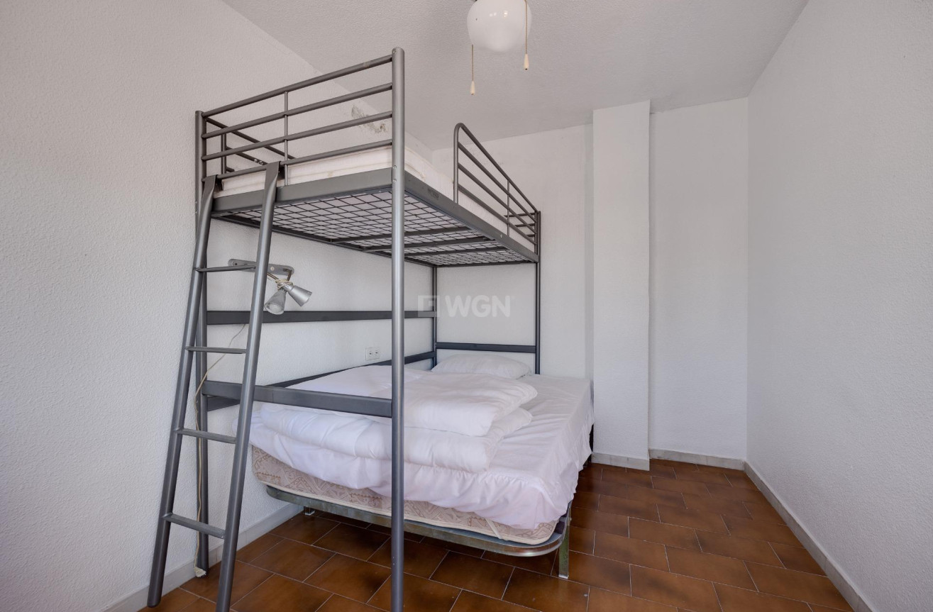 Odsprzedaż - Bungalow - Torrevieja - La Mata