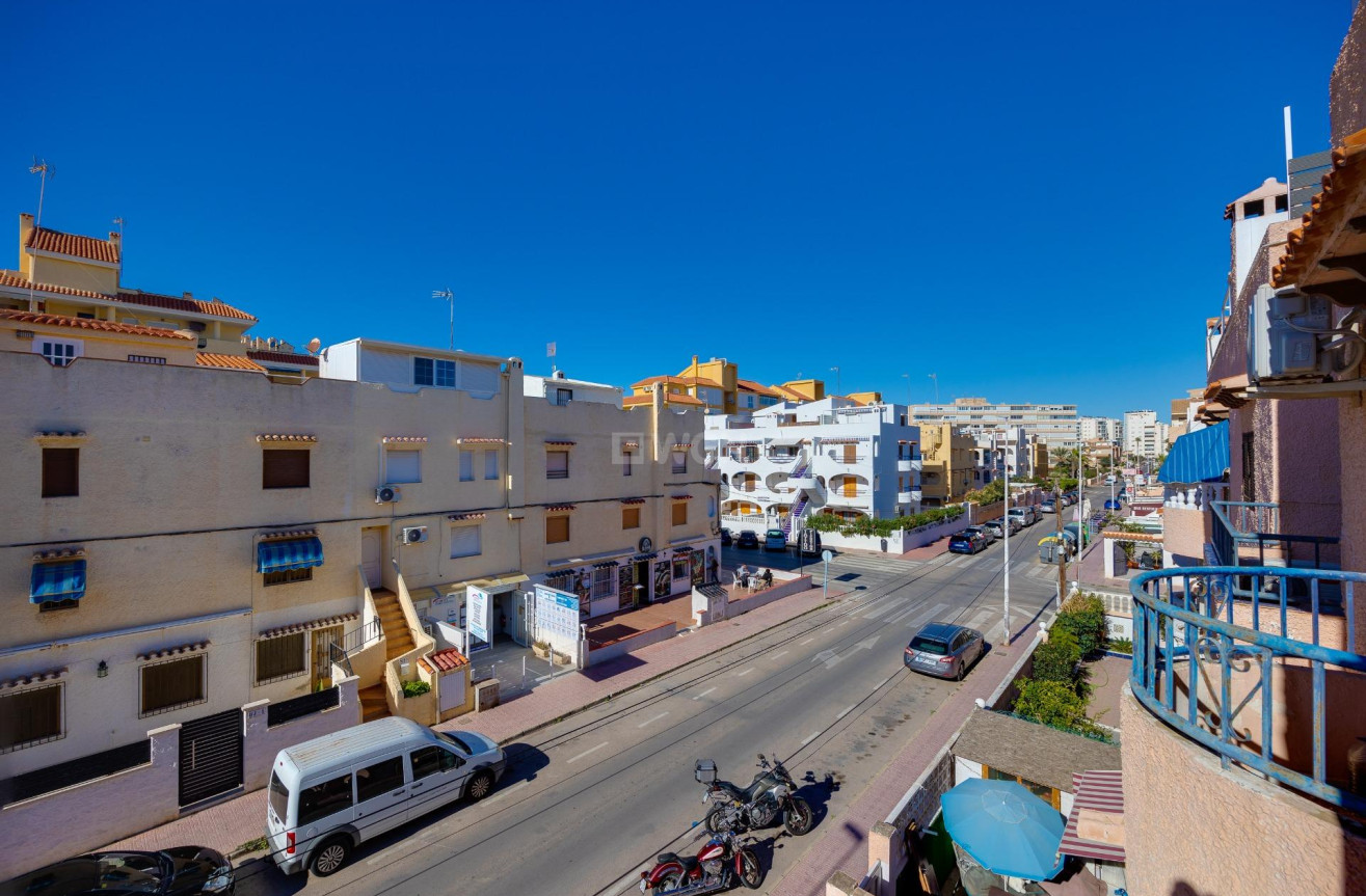 Odsprzedaż - Bungalow - Torrevieja - La Mata
