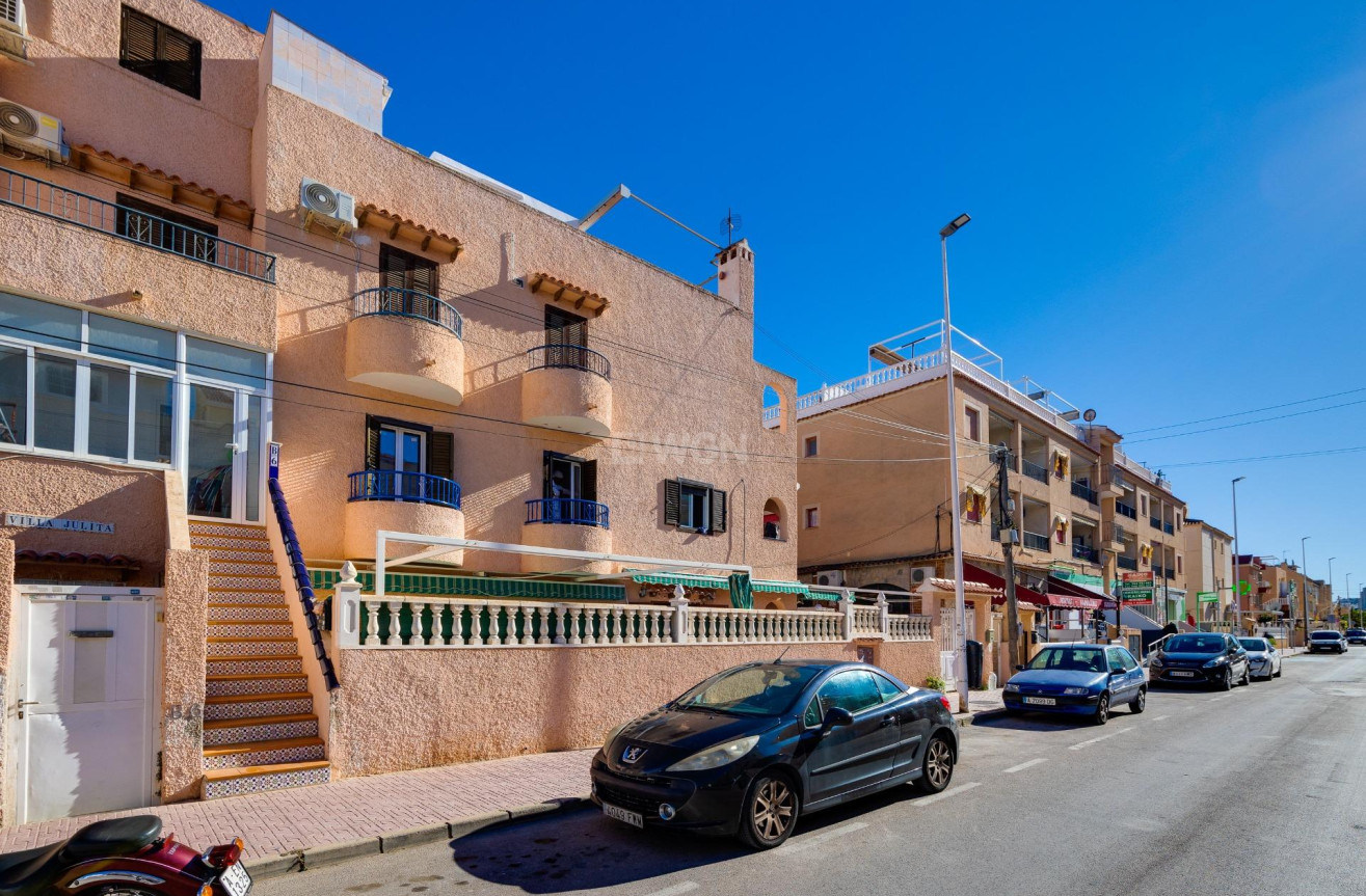 Odsprzedaż - Bungalow - Torrevieja - La Mata