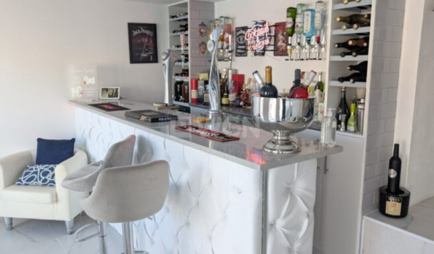 Odsprzedaż - Villa - Villamartin - Costa Blanca