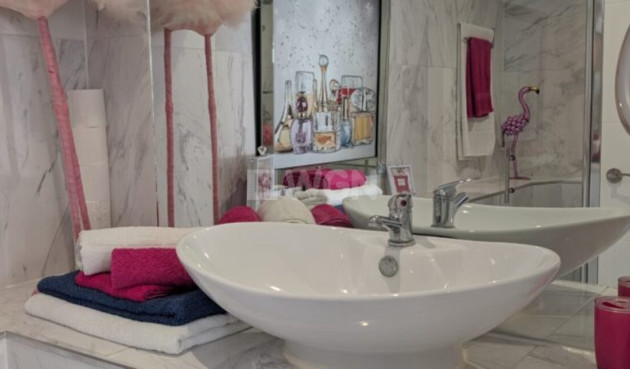 Odsprzedaż - Villa - Villamartin - Costa Blanca