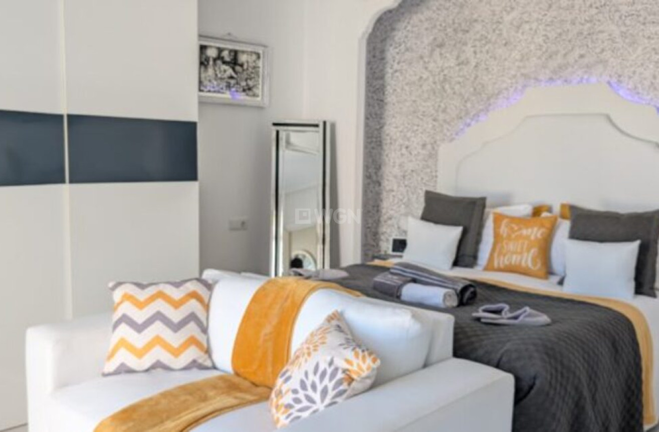 Odsprzedaż - Villa - Villamartin - Costa Blanca