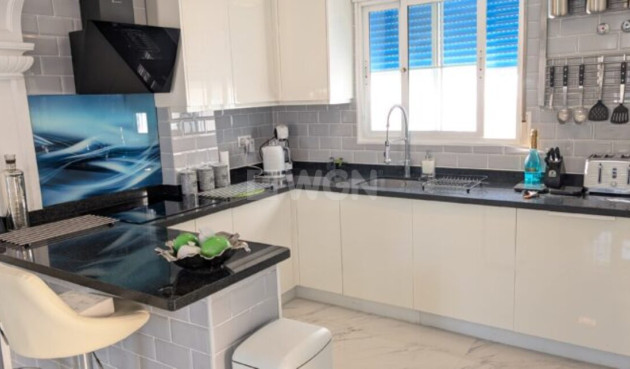 Odsprzedaż - Villa - Villamartin - Costa Blanca