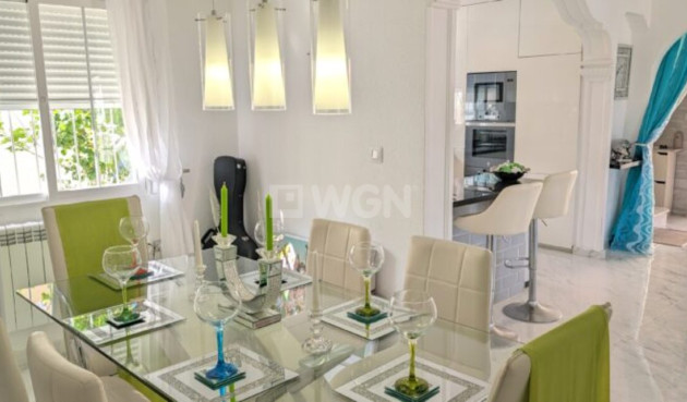 Odsprzedaż - Villa - Villamartin - Costa Blanca