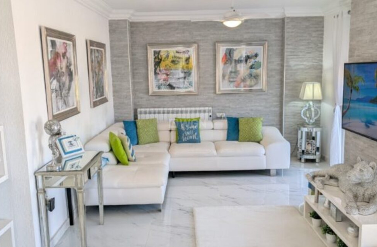 Odsprzedaż - Villa - Villamartin - Costa Blanca