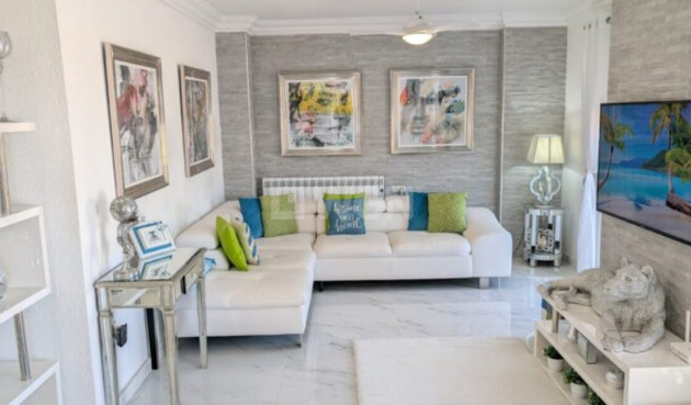 Odsprzedaż - Villa - Villamartin - Costa Blanca