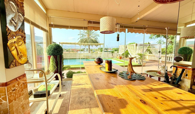 Odsprzedaż - Villa - Benferri