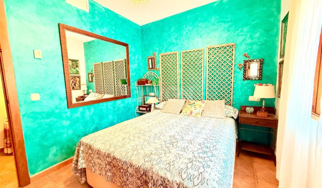 Odsprzedaż - Villa - Benferri