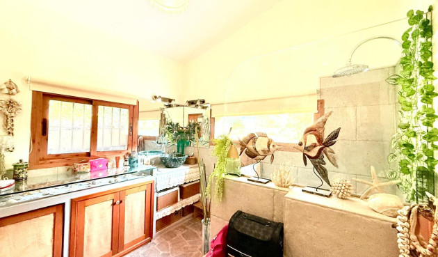 Odsprzedaż - Villa - Benferri