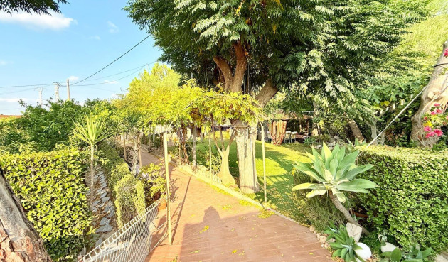 Odsprzedaż - Villa - Benferri