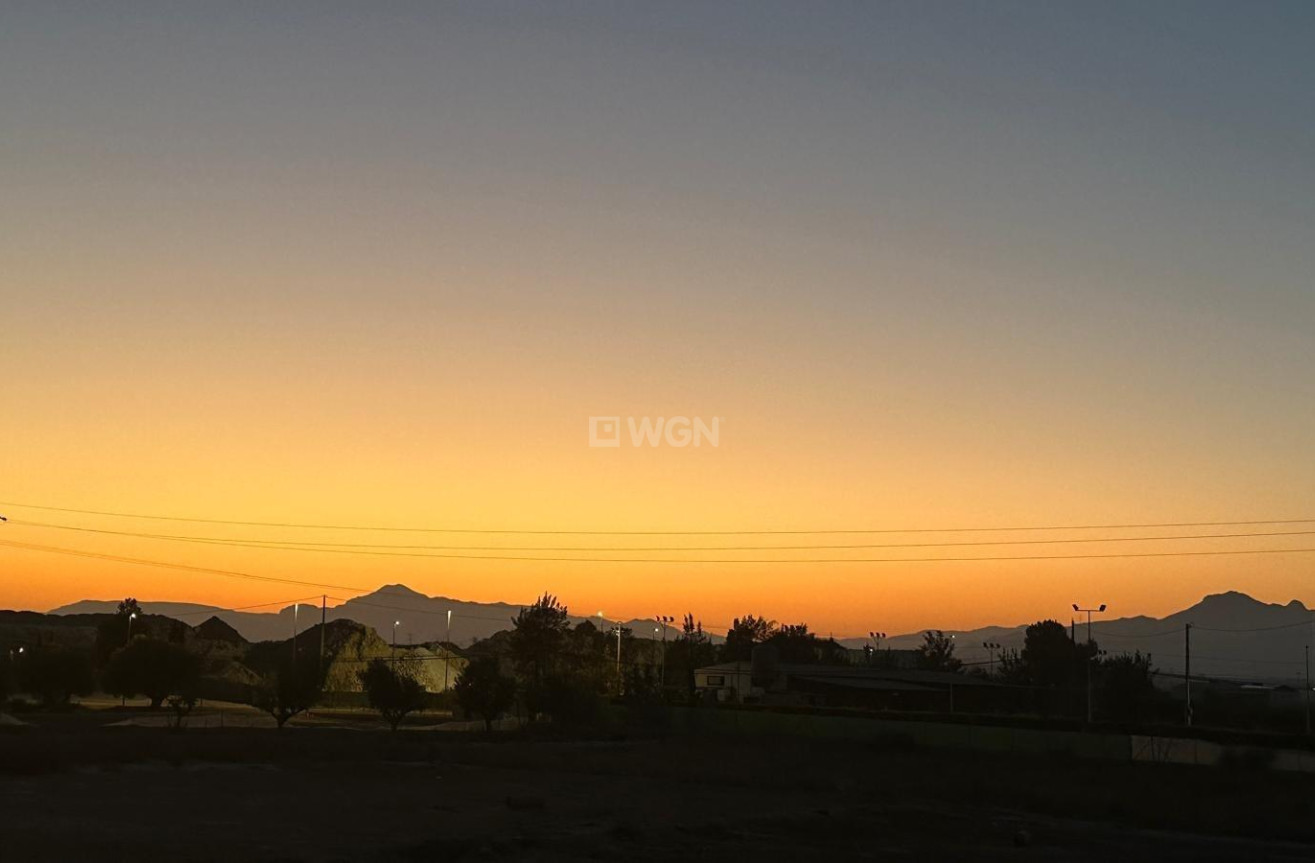 Odsprzedaż - Villa - Benferri