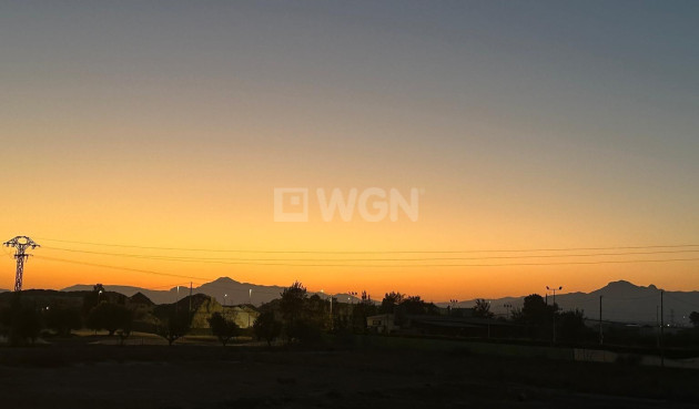 Odsprzedaż - Villa - Benferri