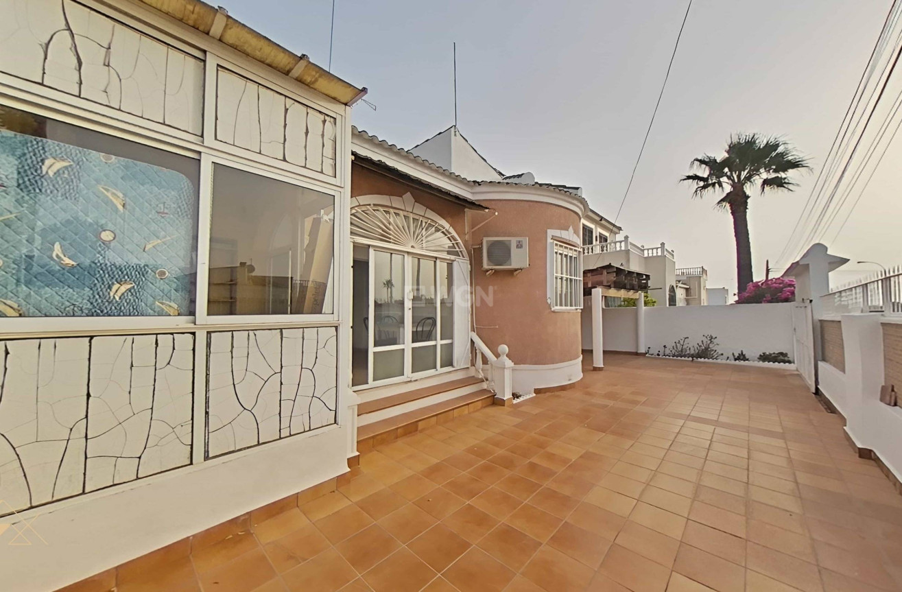Wiederverkauf - Villa - Torrevieja - San Luis
