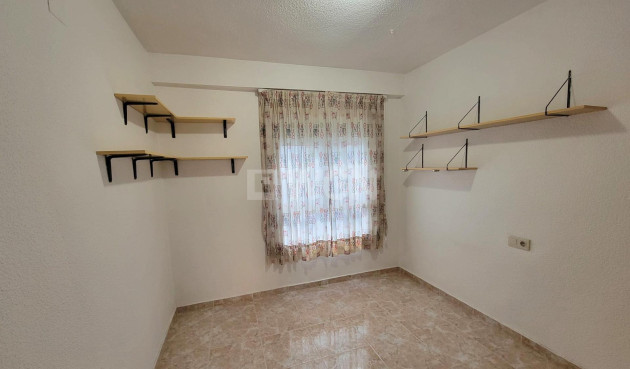 Odsprzedaż - Daszek - Torrevieja - Playa de los Locos