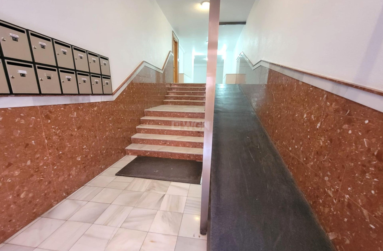 Odsprzedaż - Daszek - Torrevieja - Playa de los Locos