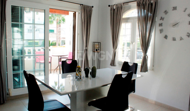 Odsprzedaż - Villa - Orihuela Costa - Costa Blanca