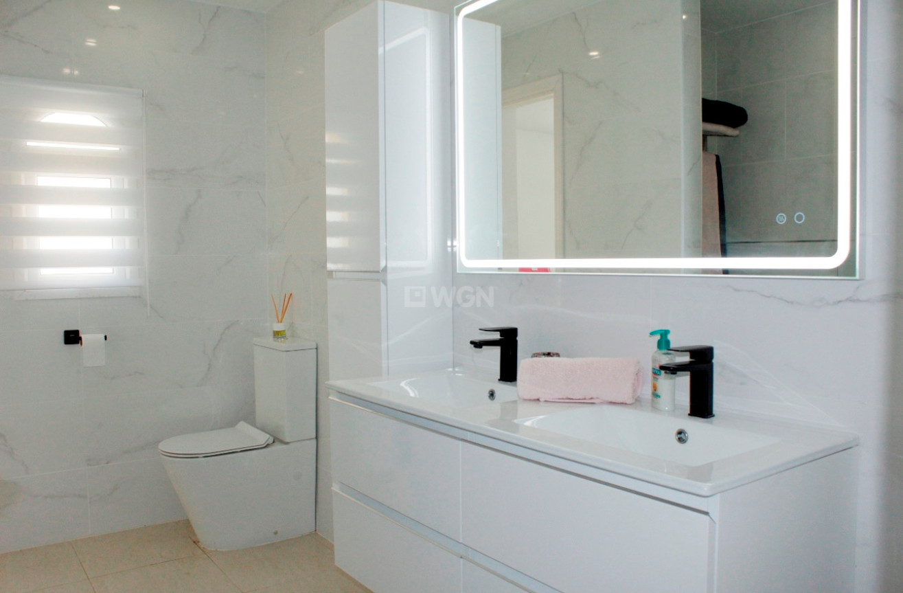 Odsprzedaż - Villa - Orihuela Costa - Costa Blanca