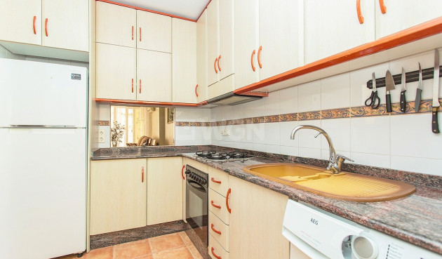 Reventa - Apartamento / piso - Torrevieja - Centro-Muelle Pesquero