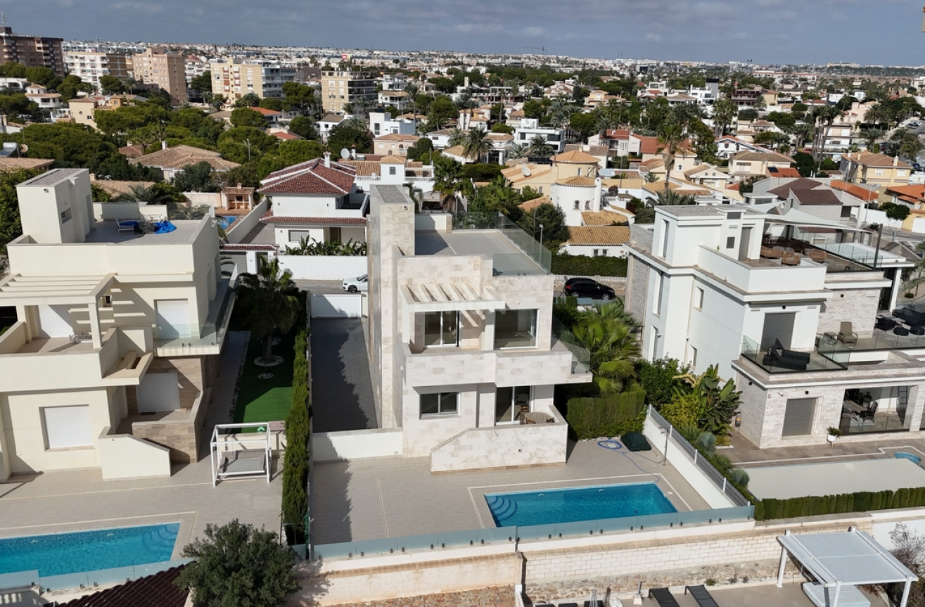 Reventa - Villa - La Zenia - Costa Blanca