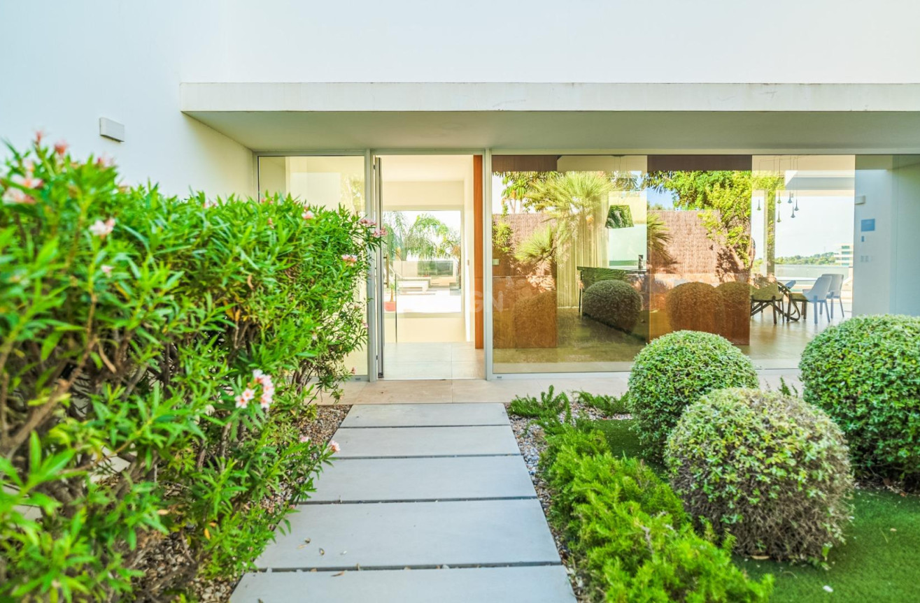 Wiederverkauf - Villa - Orihuela - Las Colinas Golf