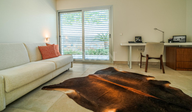 Wiederverkauf - Villa - Orihuela - Las Colinas Golf