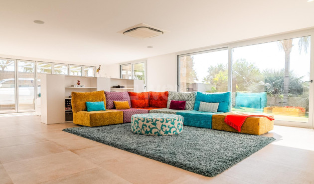 Wiederverkauf - Villa - Orihuela - Las Colinas Golf