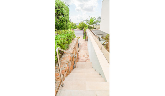 Wiederverkauf - Villa - Orihuela - Las Colinas Golf