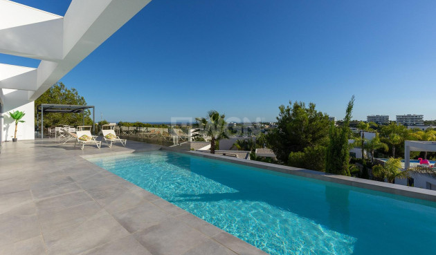 Wiederverkauf - Villa - Orihuela - Las Colinas Golf