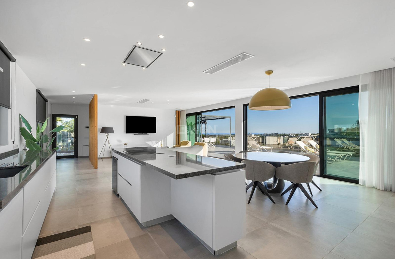 Wiederverkauf - Villa - Orihuela - Las Colinas Golf