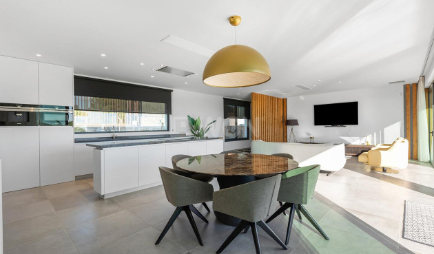 Wiederverkauf - Villa - Orihuela - Las Colinas Golf