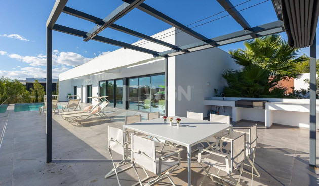 Wiederverkauf - Villa - Orihuela - Las Colinas Golf