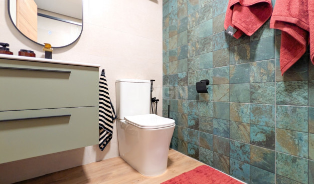 Resale - Apartment / flat - Torrevieja - Costa Blanca