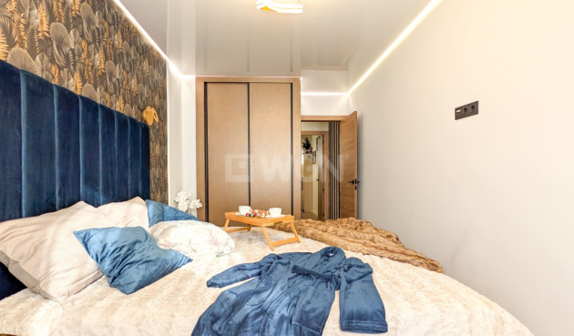 Resale - Apartment / flat - Torrevieja - Costa Blanca