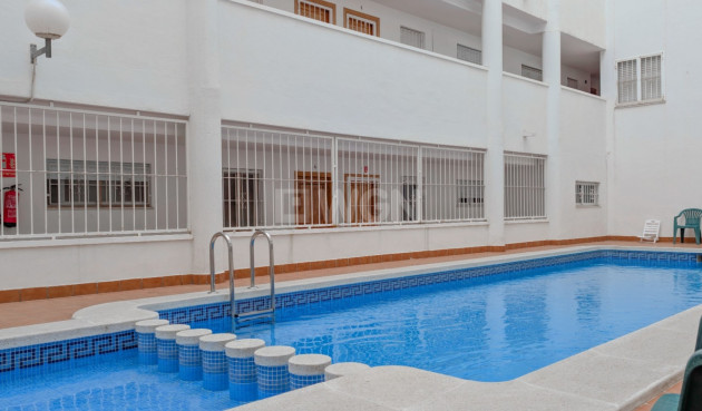 Resale - Apartment / flat - Torrevieja - Costa Blanca