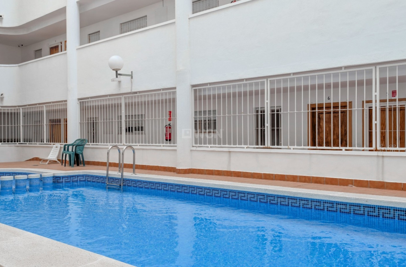 Resale - Apartment / flat - Torrevieja - Costa Blanca